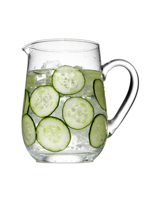 pitcher-water-cucumbers-0709-mdn.jpg